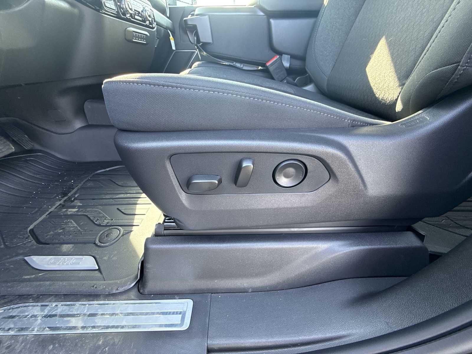 2026 GMC Sierra 3500 HD SLE DRW