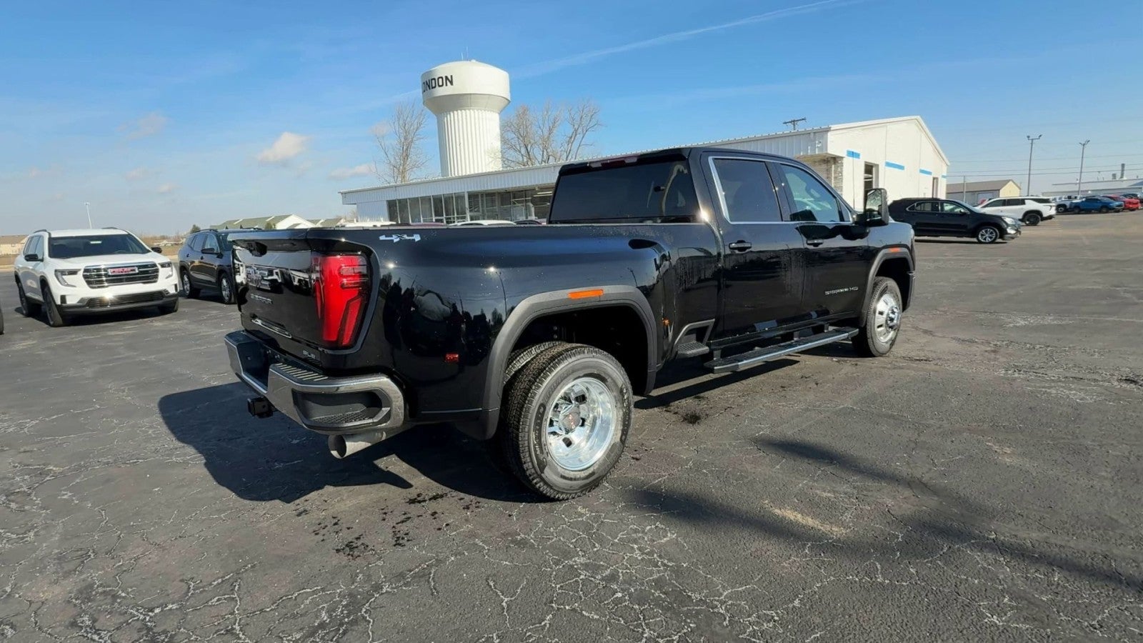 2026 GMC Sierra 3500 HD SLE DRW