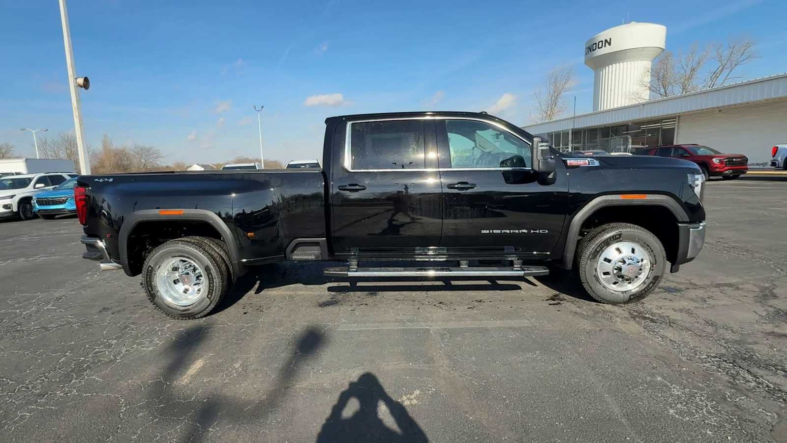 2026 GMC Sierra 3500 HD SLE DRW