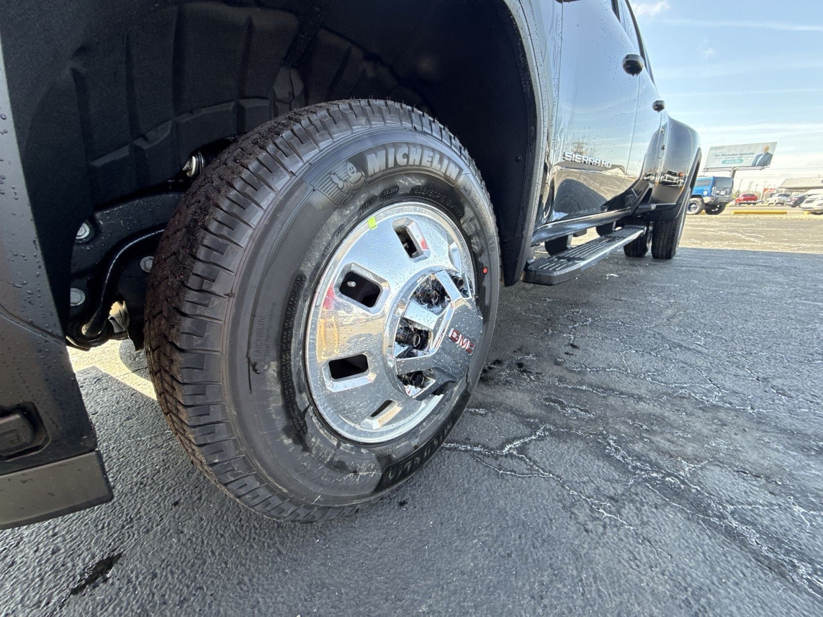 2026 GMC Sierra 3500 HD SLE DRW