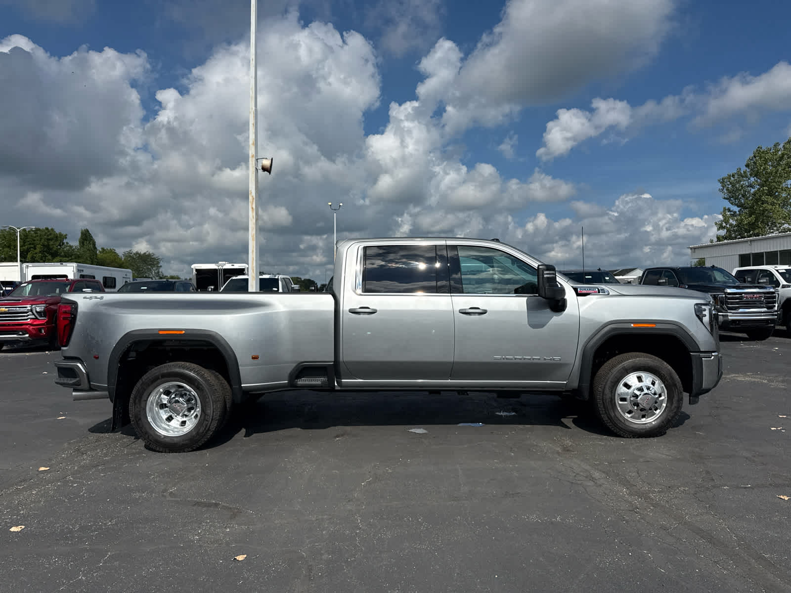 2026 GMC Sierra 3500 HD SLE DRW