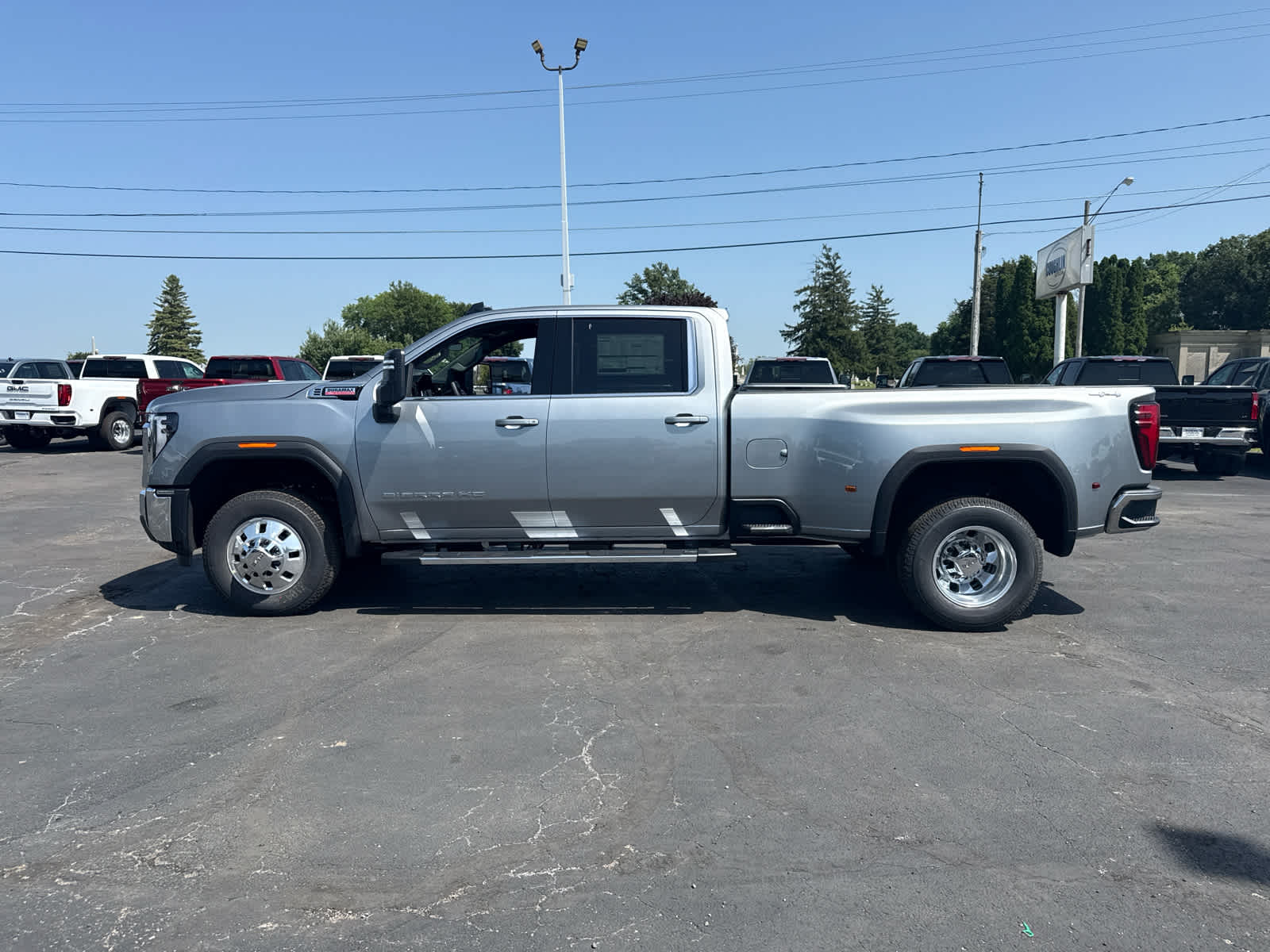 2026 GMC Sierra 3500 HD SLE DRW