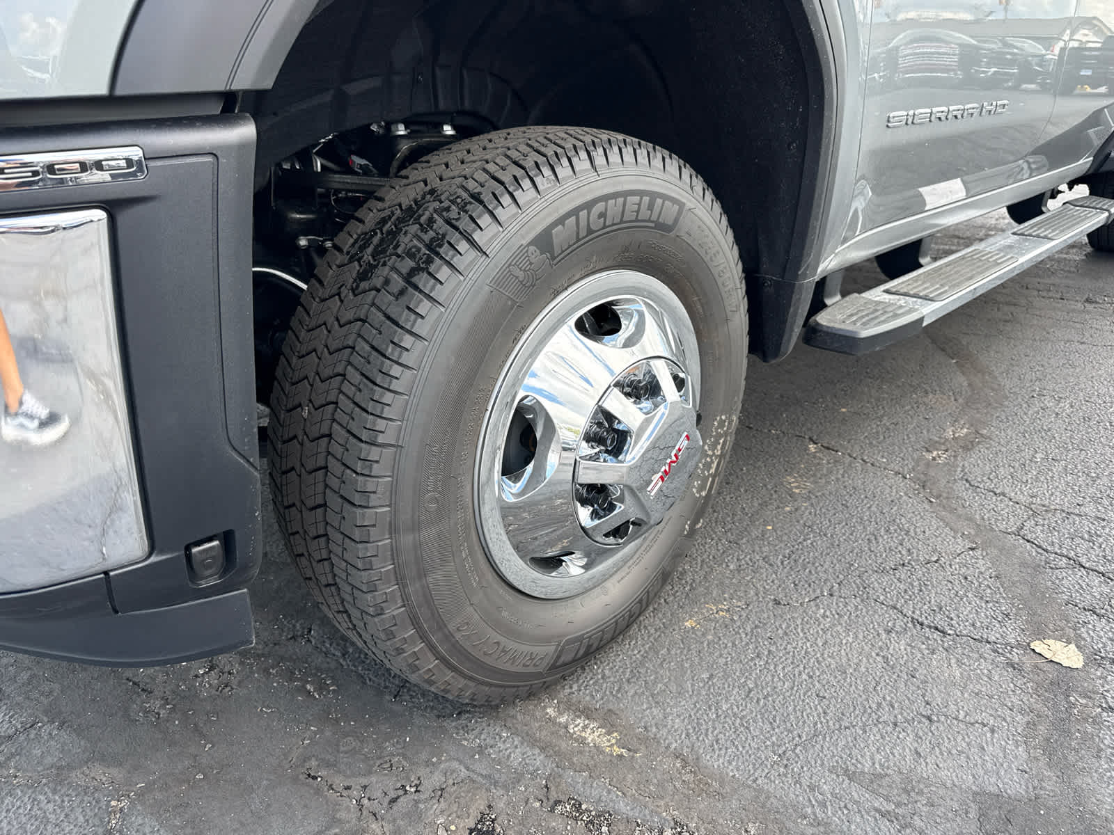2026 GMC Sierra 3500 HD SLE DRW