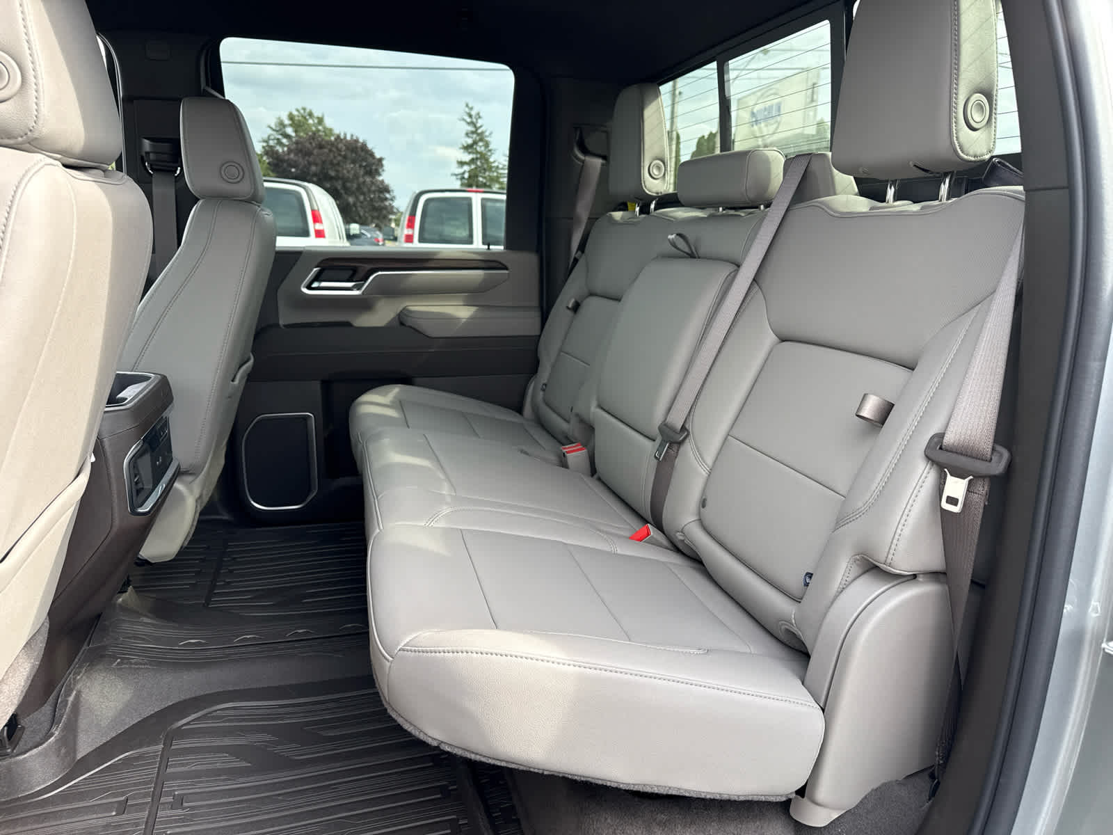 2026 GMC Sierra 3500 HD SLT