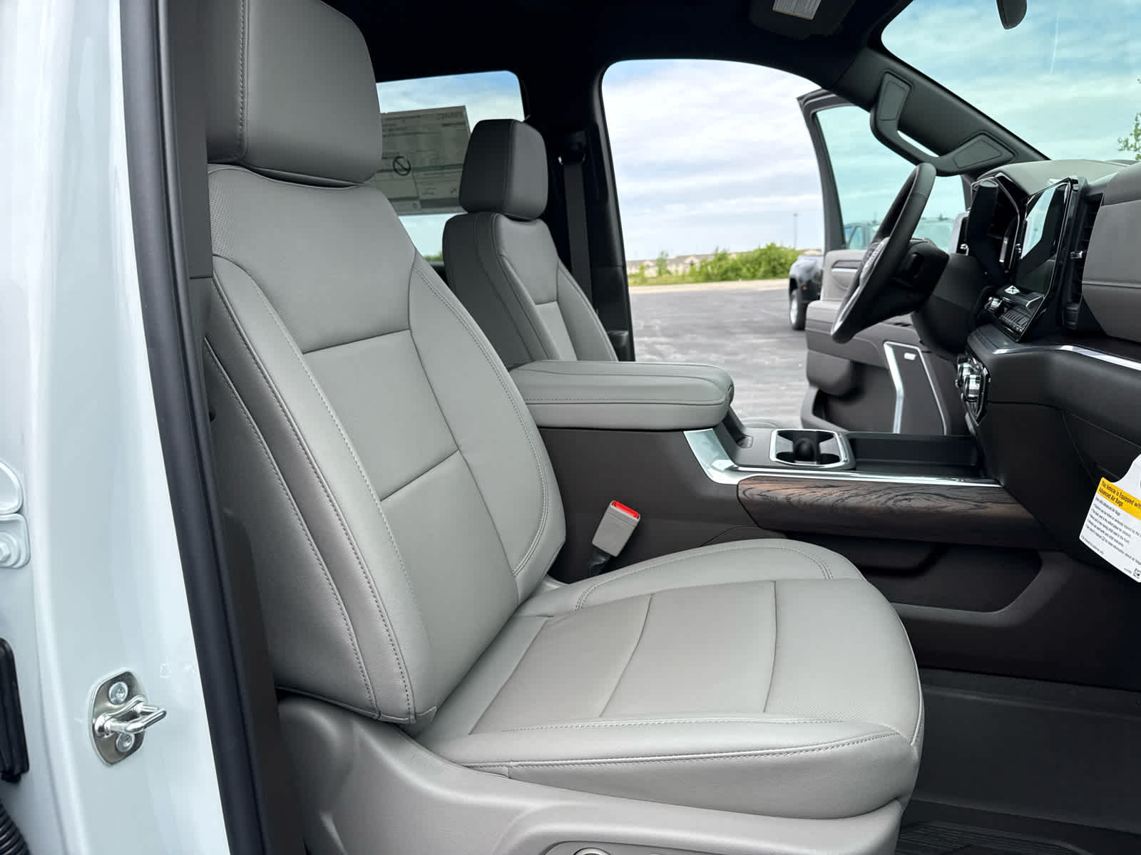 2026 GMC Sierra 3500 HD SLT DRW