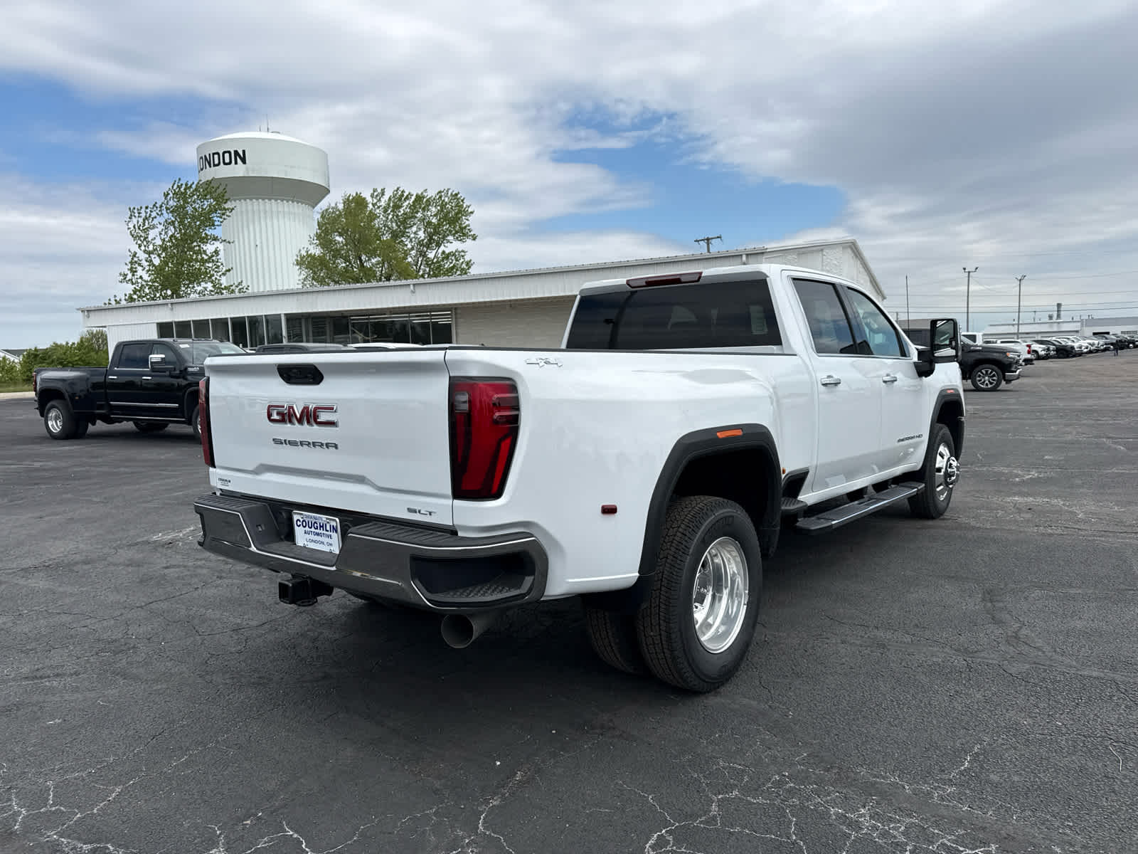 2026 GMC Sierra 3500 HD SLT DRW