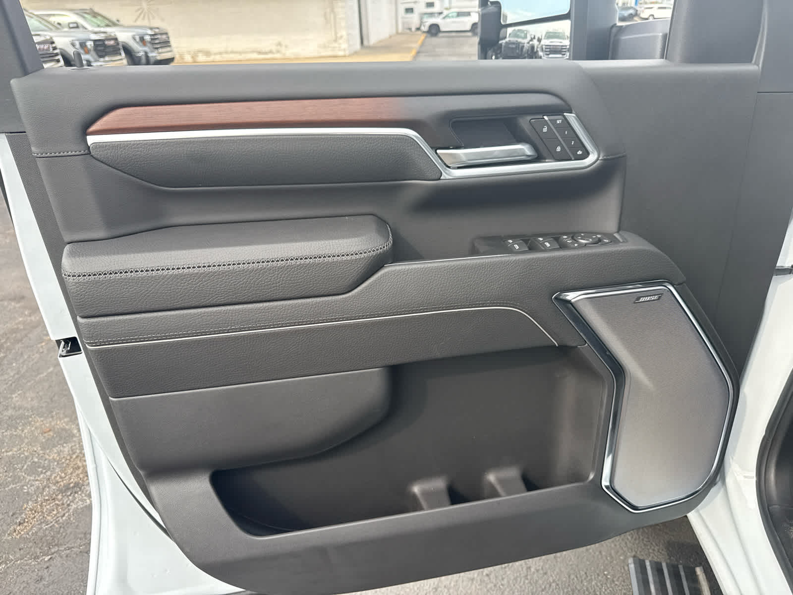 2026 GMC Sierra 3500HD Denali - Photo 12