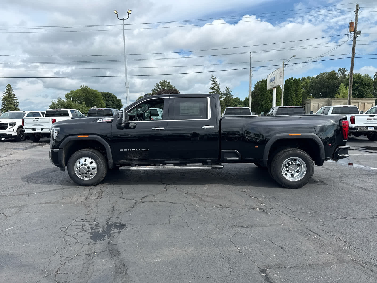 2026 GMC Sierra 3500 HD Denali DRW