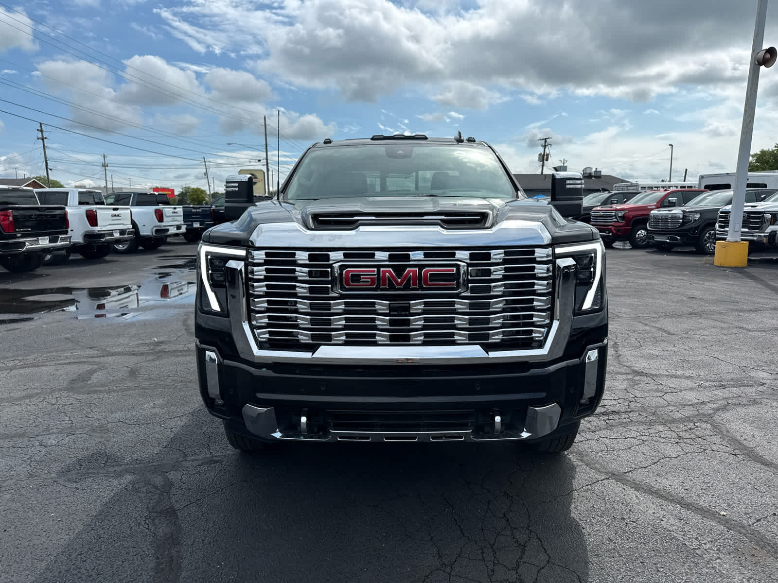 2026 GMC Sierra 3500 HD Denali DRW