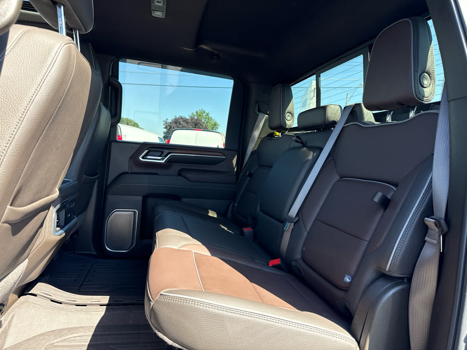 2025 GMC Sierra 3500 HD Denali DRW