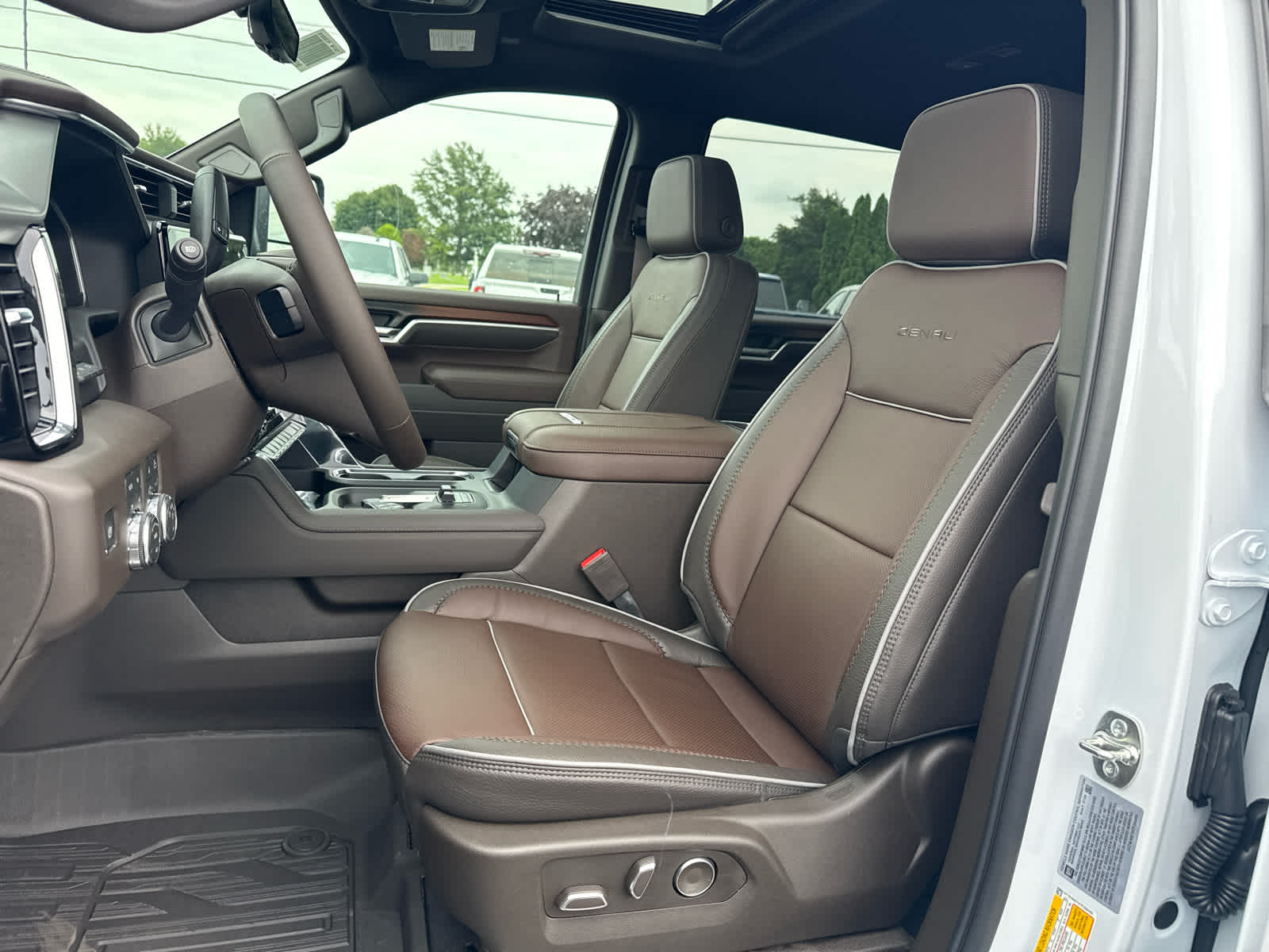 2026 GMC Sierra 3500 HD Denali DRW