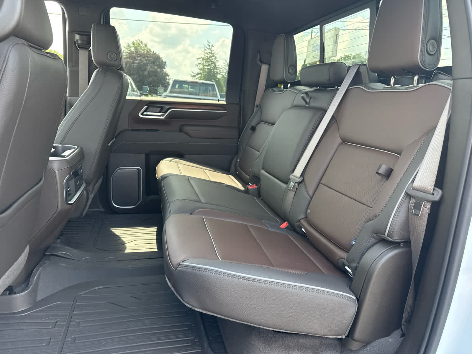 2026 GMC Sierra 3500 HD Denali DRW