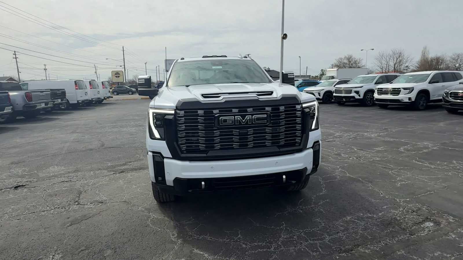 2026 GMC Sierra 2500 HD Denali Ultimate