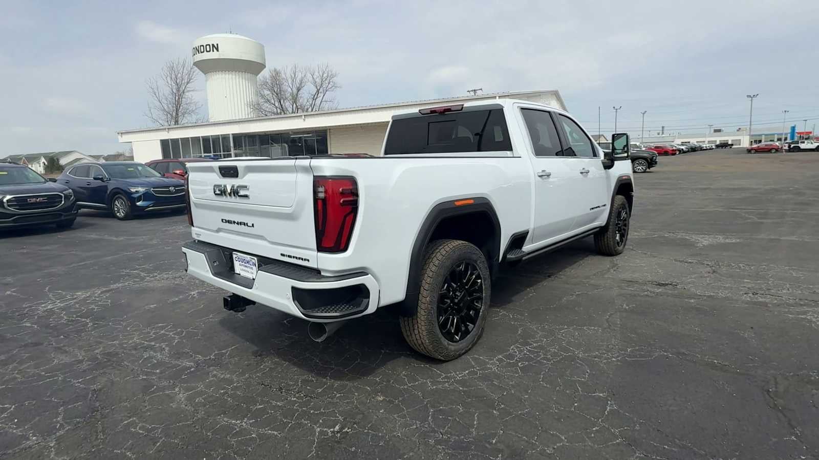 2026 GMC Sierra 2500 HD Denali Ultimate