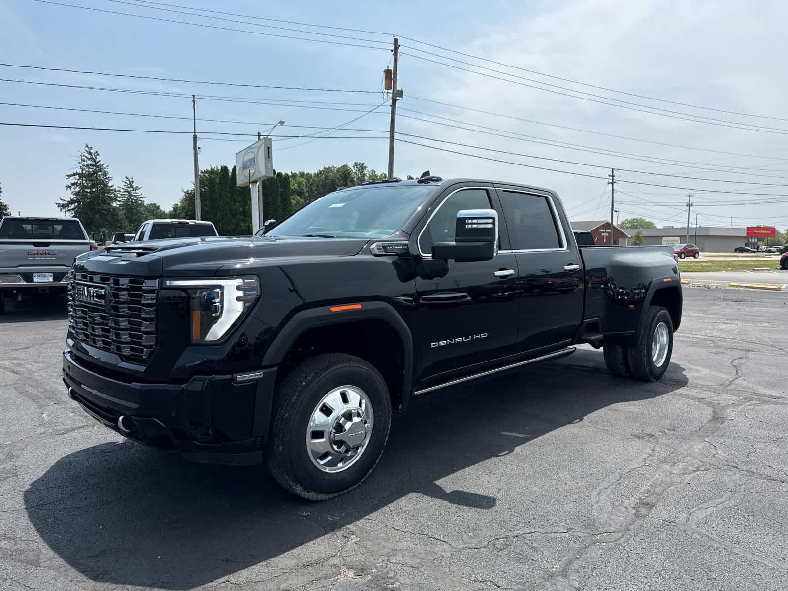2026 GMC Sierra 3500 HD Denali Ultimate DRW