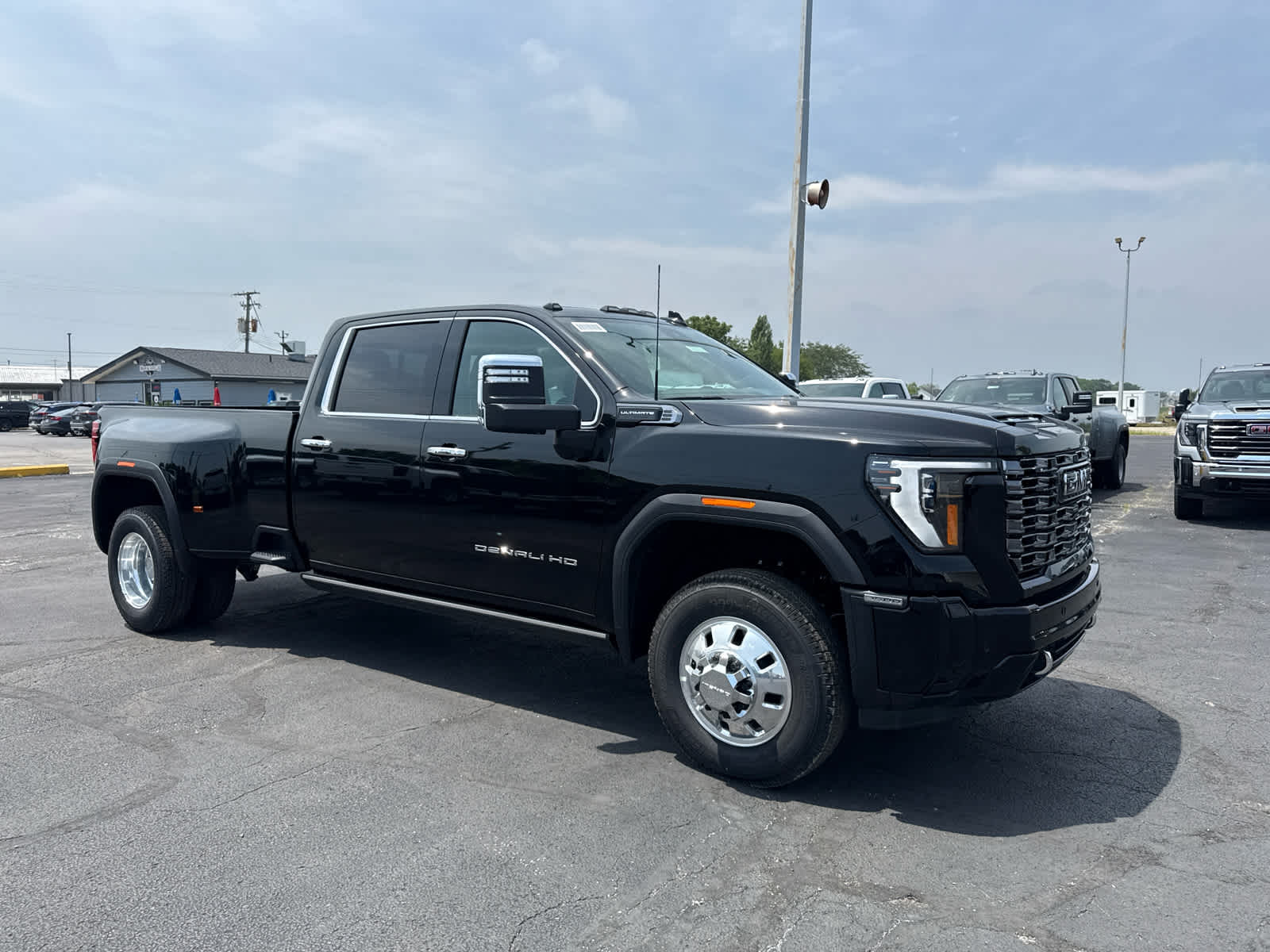 2026 GMC Sierra 3500 HD Denali Ultimate DRW