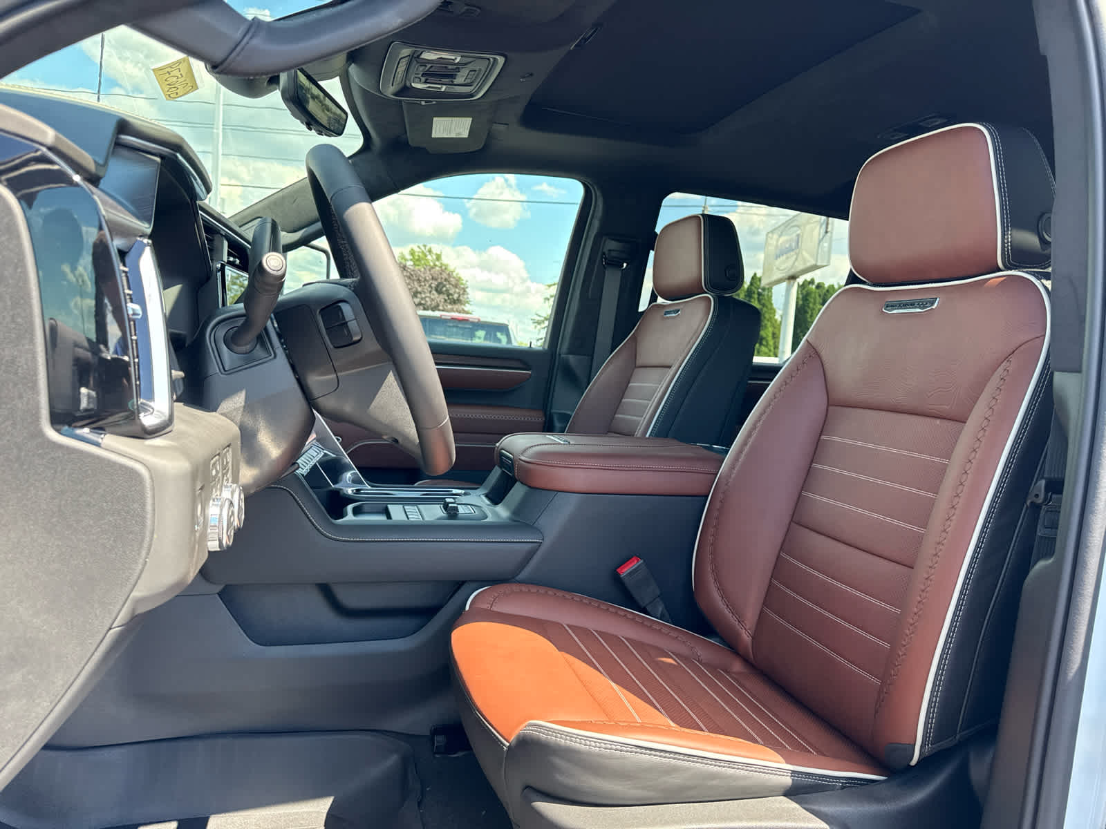 2026 GMC Sierra 3500 HD Denali Ultimate DRW