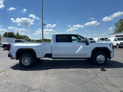 2026 GMC Sierra 3500 HD Denali Ultimate DRW