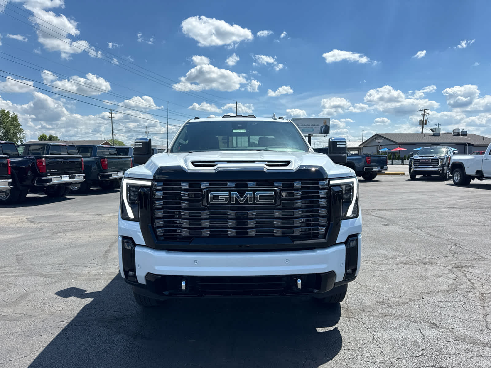 2026 GMC Sierra 3500 HD Denali Ultimate DRW