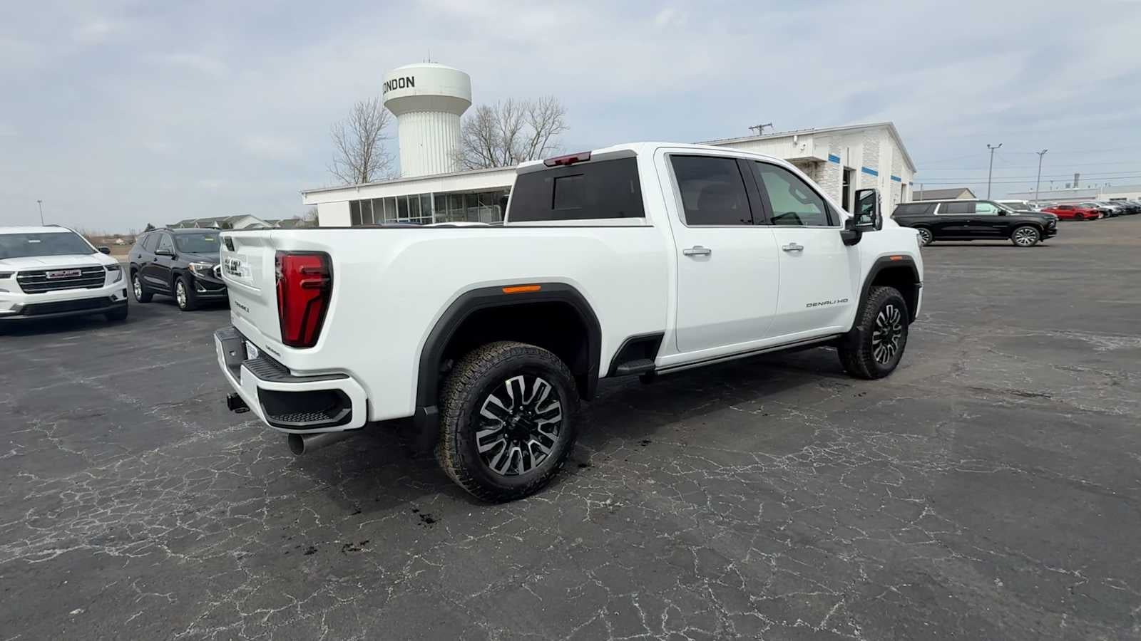 2026 GMC Sierra 3500 HD Denali Ultimate
