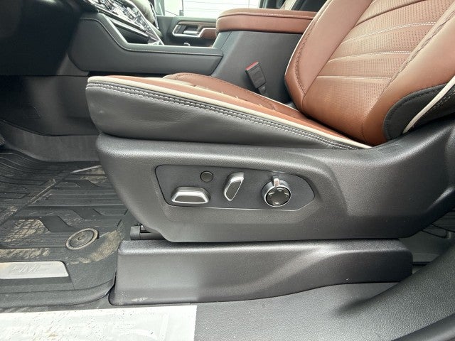 2026 GMC Sierra 3500 HD Denali Ultimate DRW