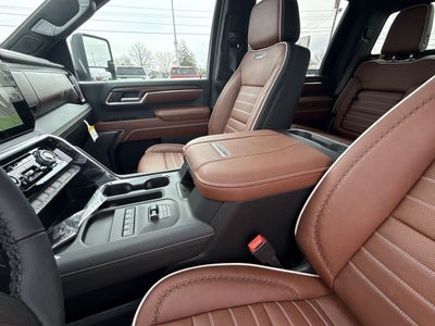 2026 GMC Sierra 3500 HD Denali Ultimate DRW