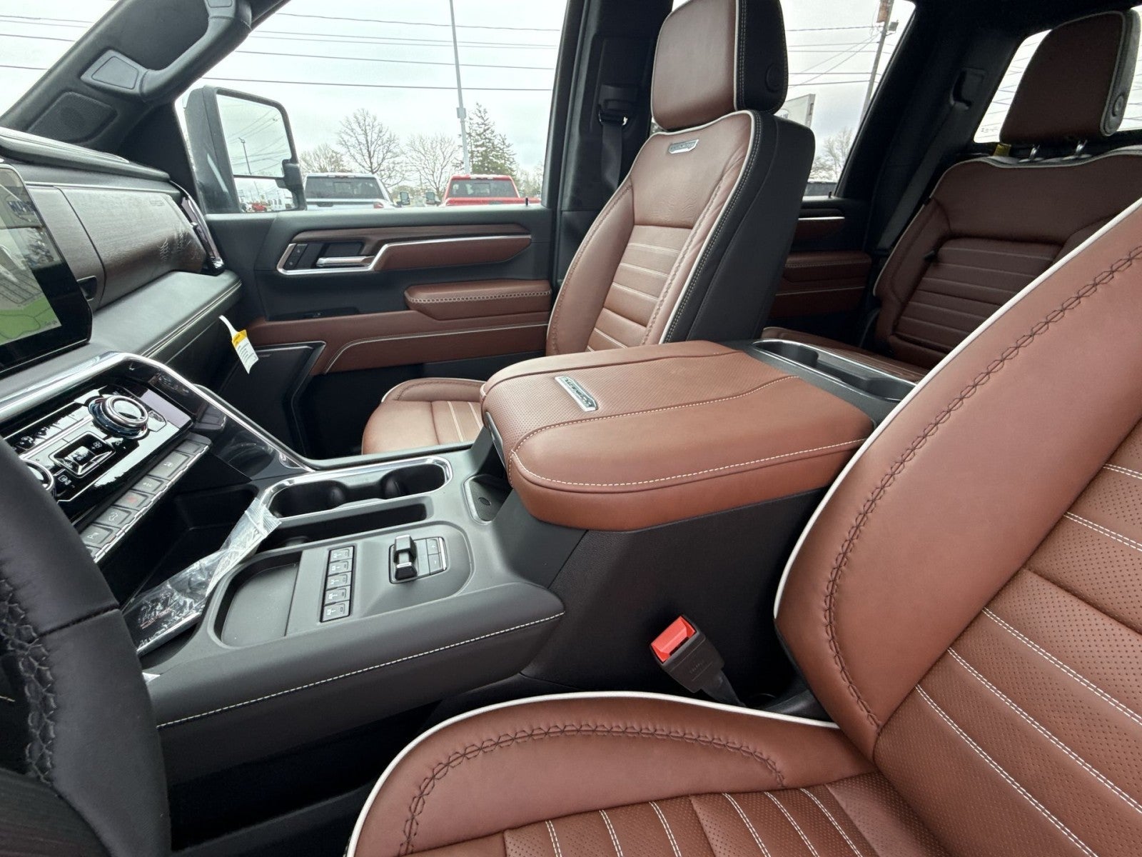 2026 GMC Sierra 3500 HD Denali Ultimate DRW