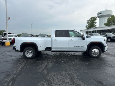2026 GMC Sierra 3500 HD Denali Ultimate DRW