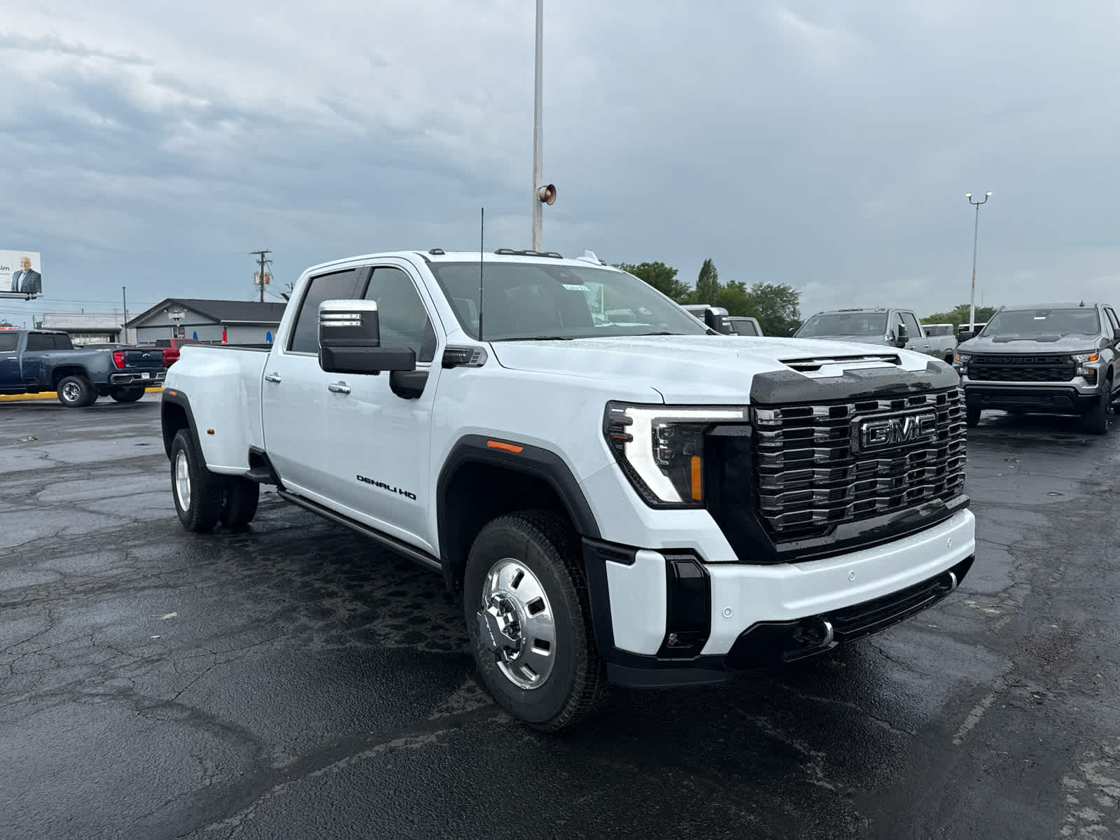 2026 GMC Sierra 3500 HD Denali Ultimate DRW