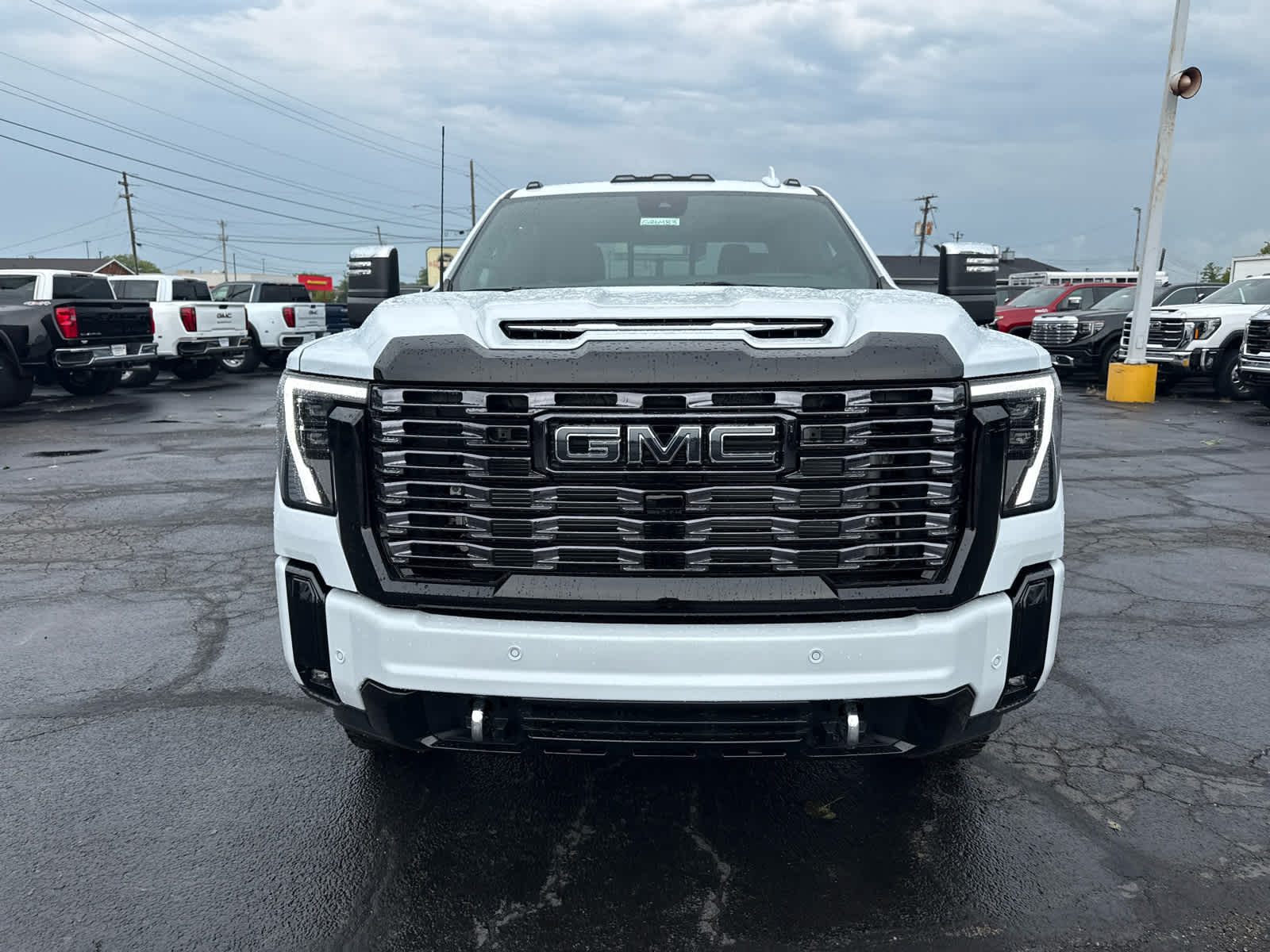 2026 GMC Sierra 3500 HD Denali Ultimate DRW