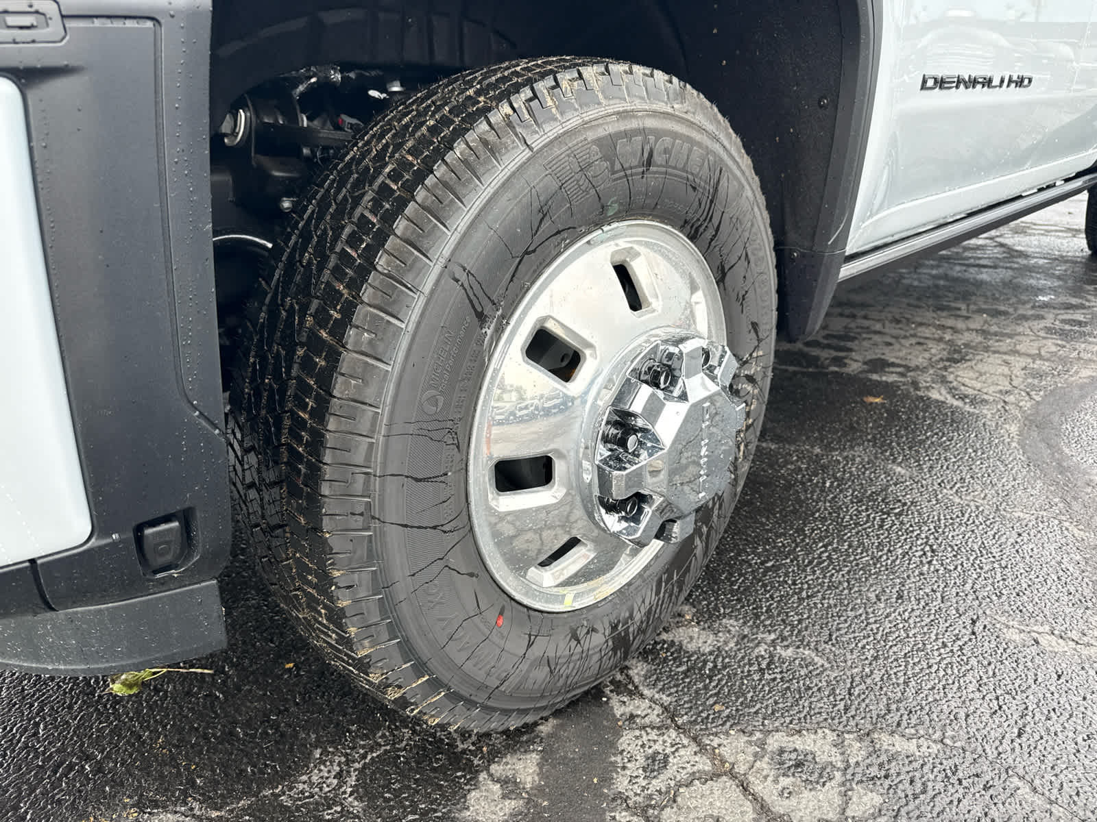 2026 GMC Sierra 3500 HD Denali Ultimate DRW
