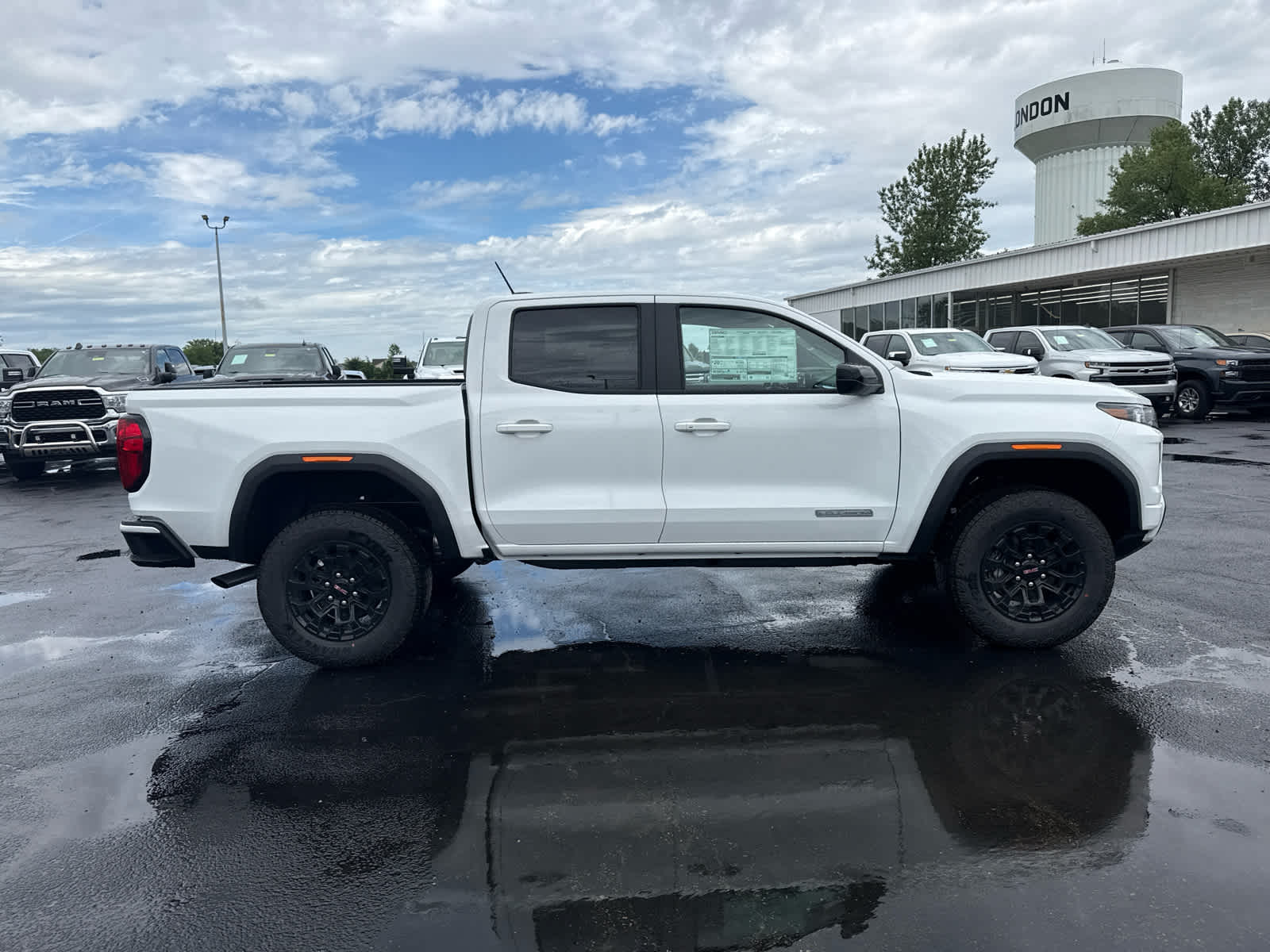 2026 GMC Canyon Elevation