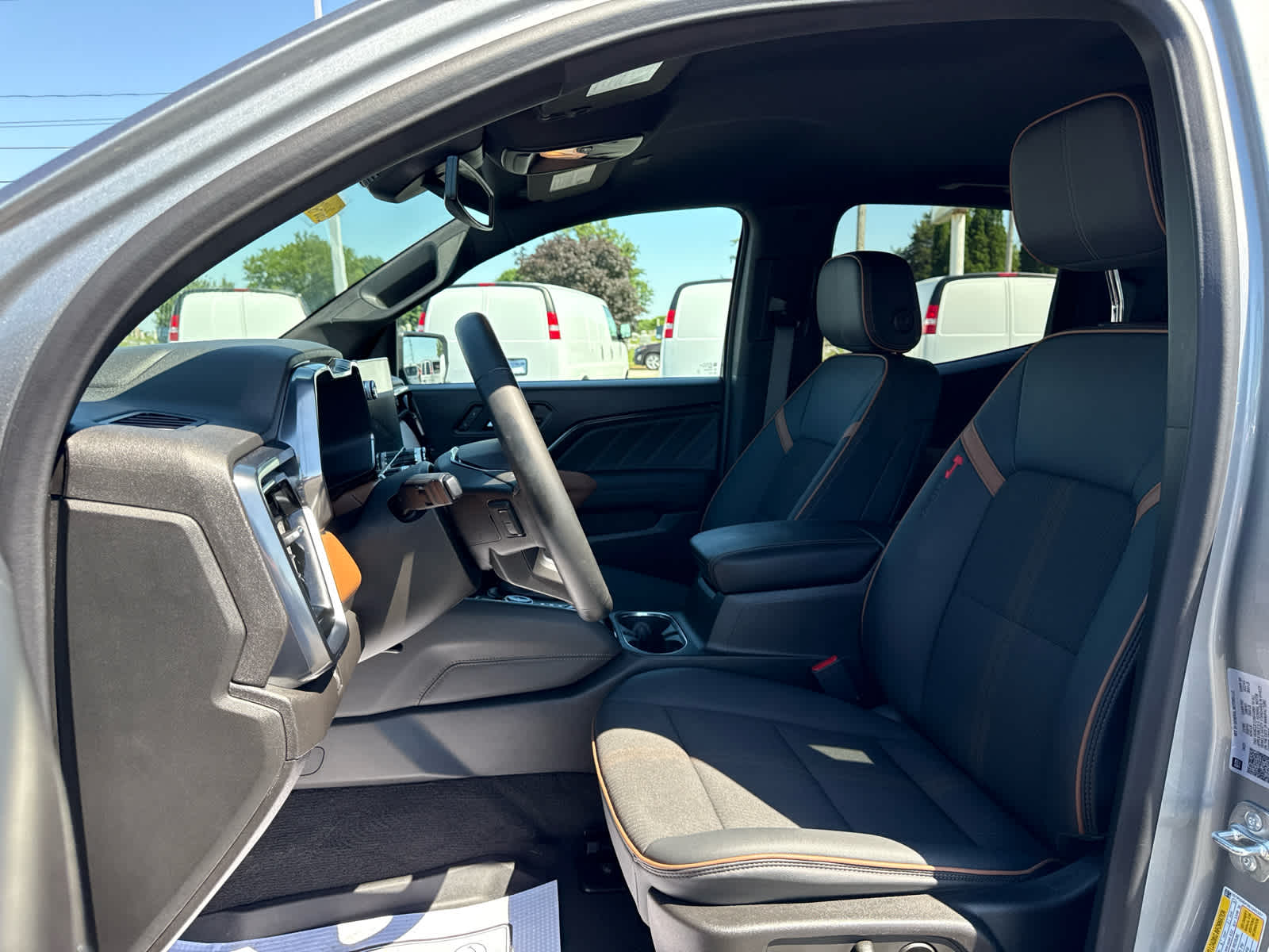 2025 GMC Canyon AT4