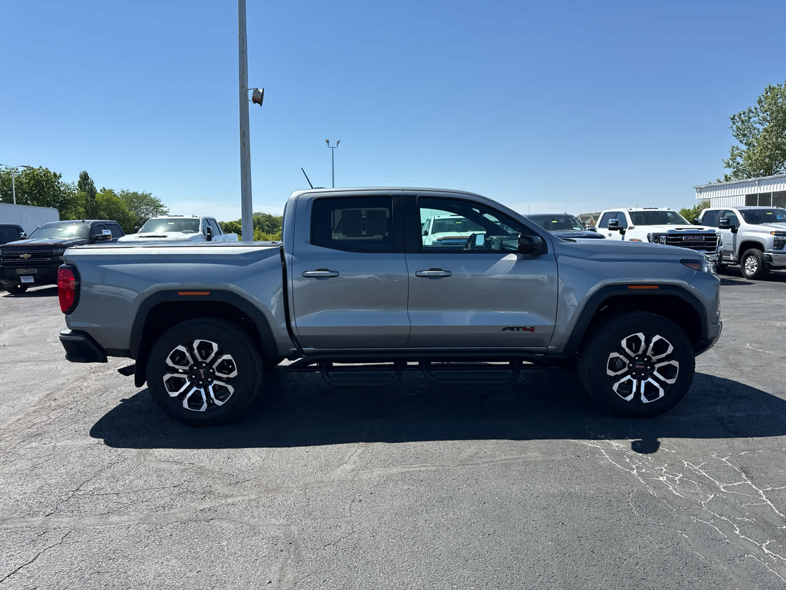 2025 GMC Canyon AT4