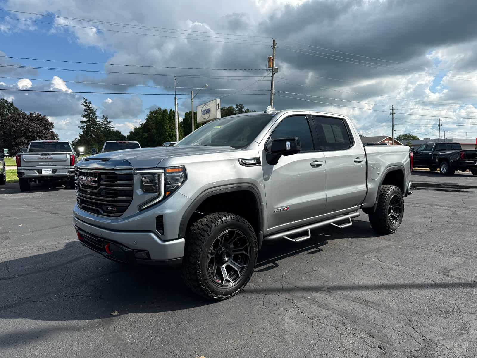 2023 GMC Sierra 1500 AT4