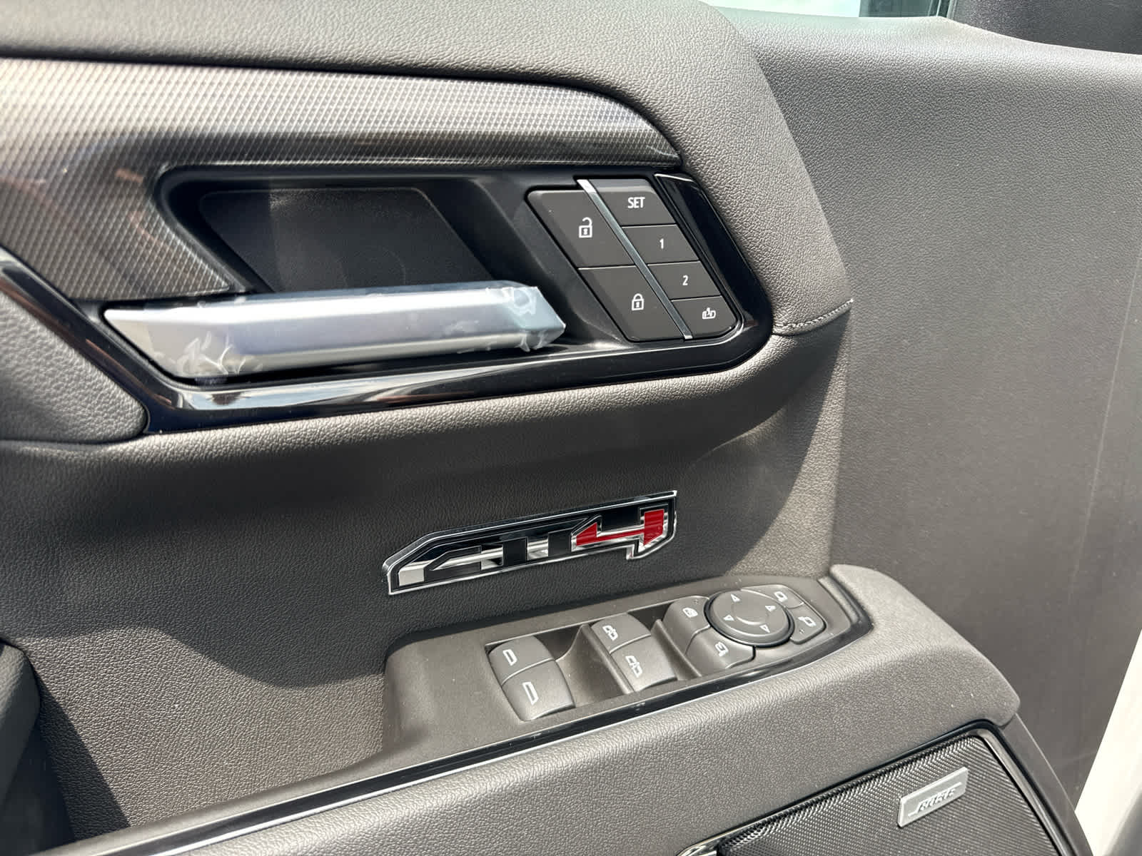 2026 GMC Sierra 1500 AT4 - Photo 10