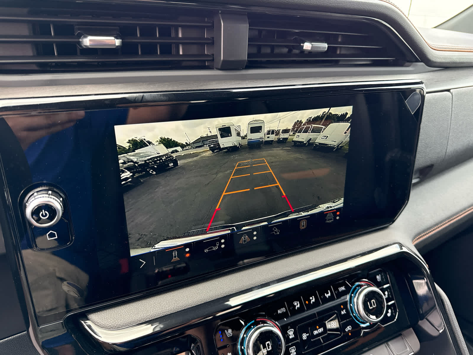 2026 GMC Sierra 1500 AT4 - Photo 17