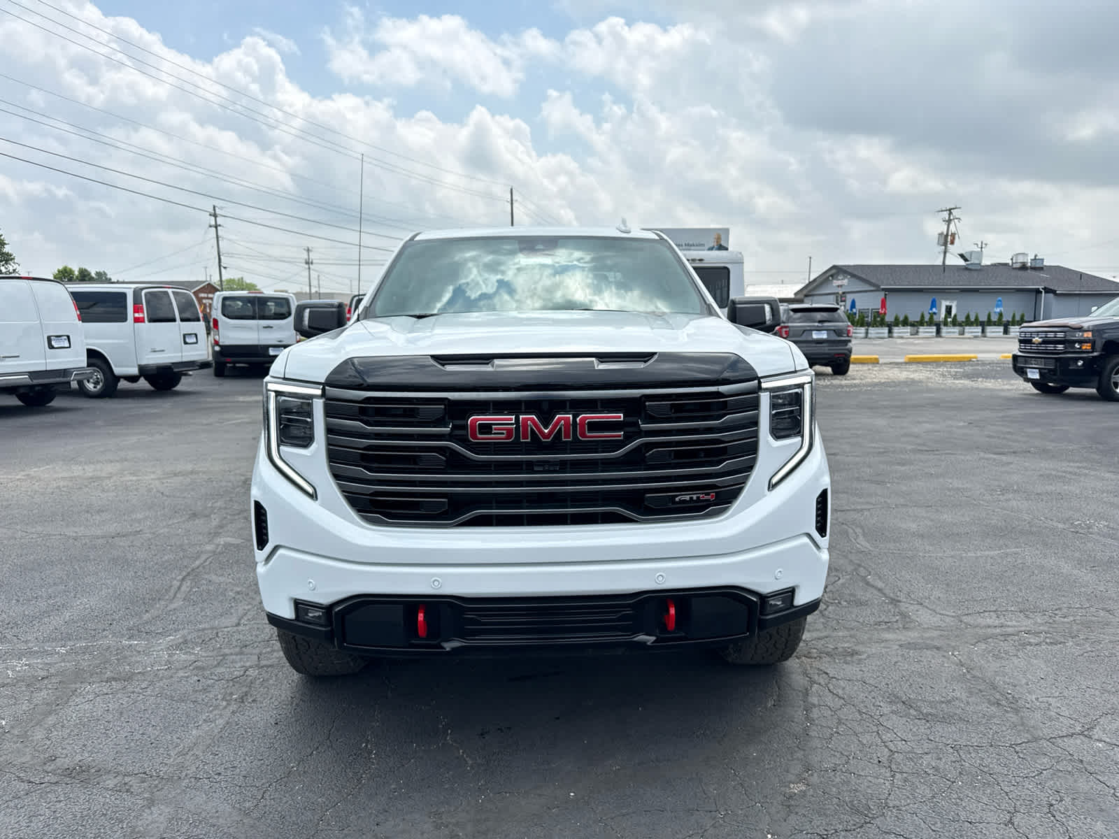 2026 GMC Sierra 1500 AT4 - Photo 8