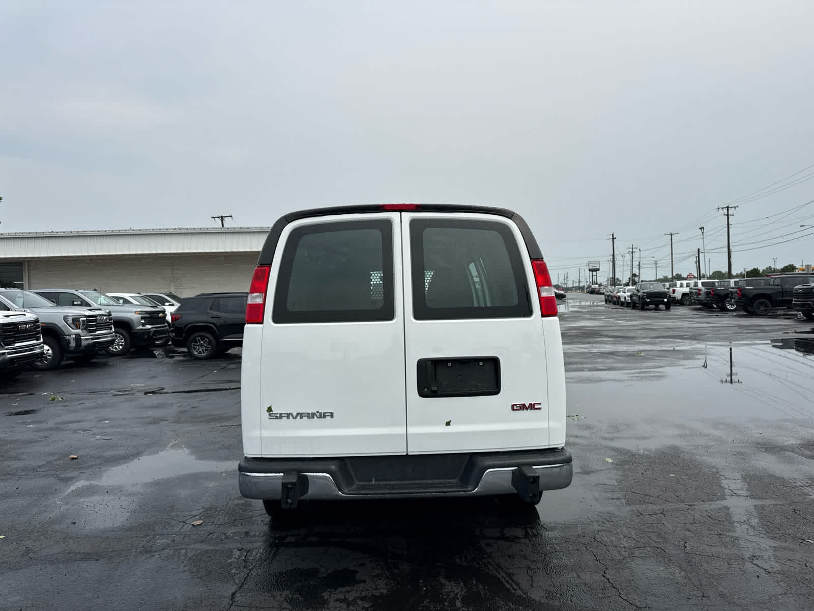 2025 GMC Savana Cargo Work Van