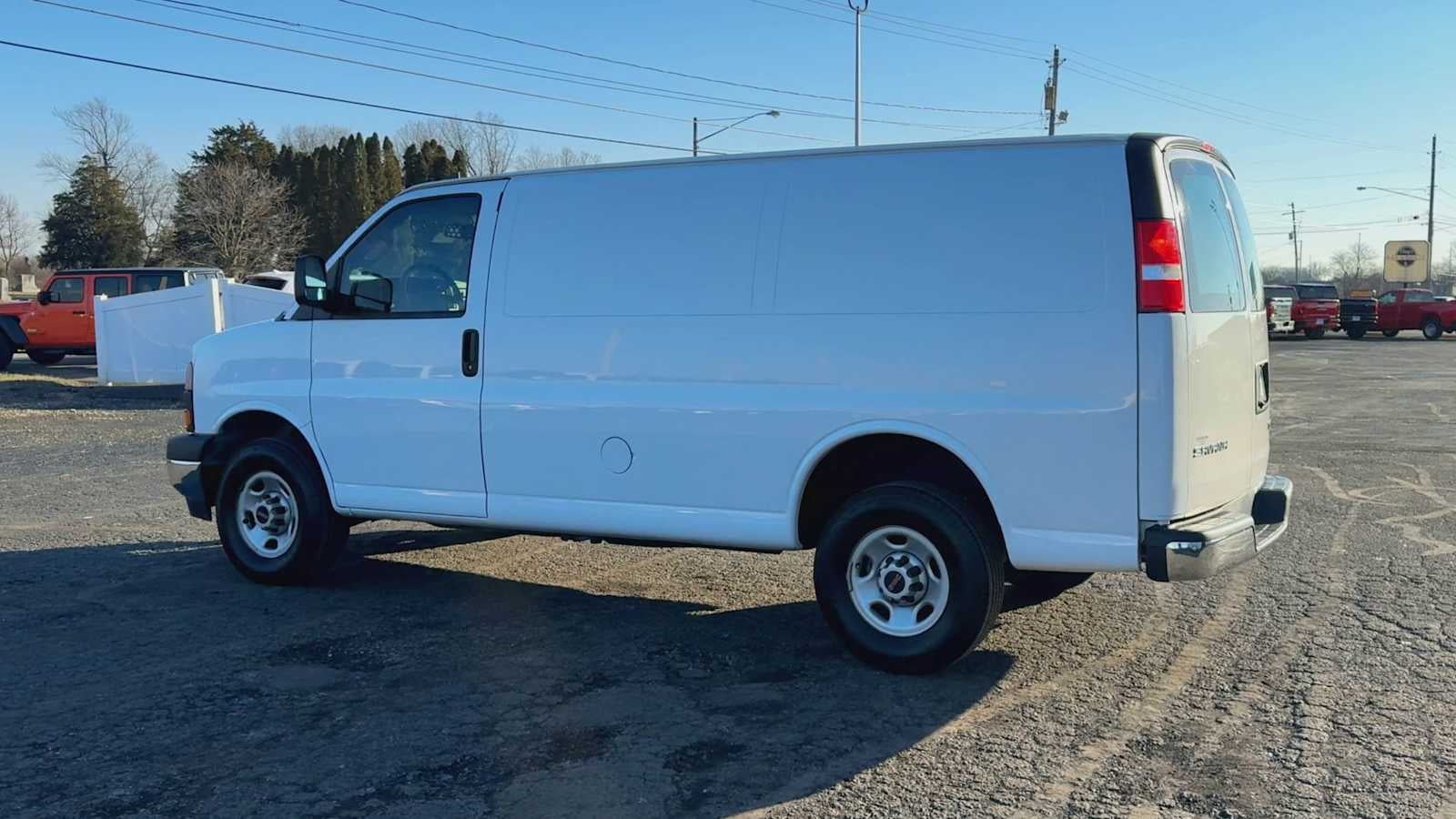2024 GMC Savana Cargo 2500 Work Van