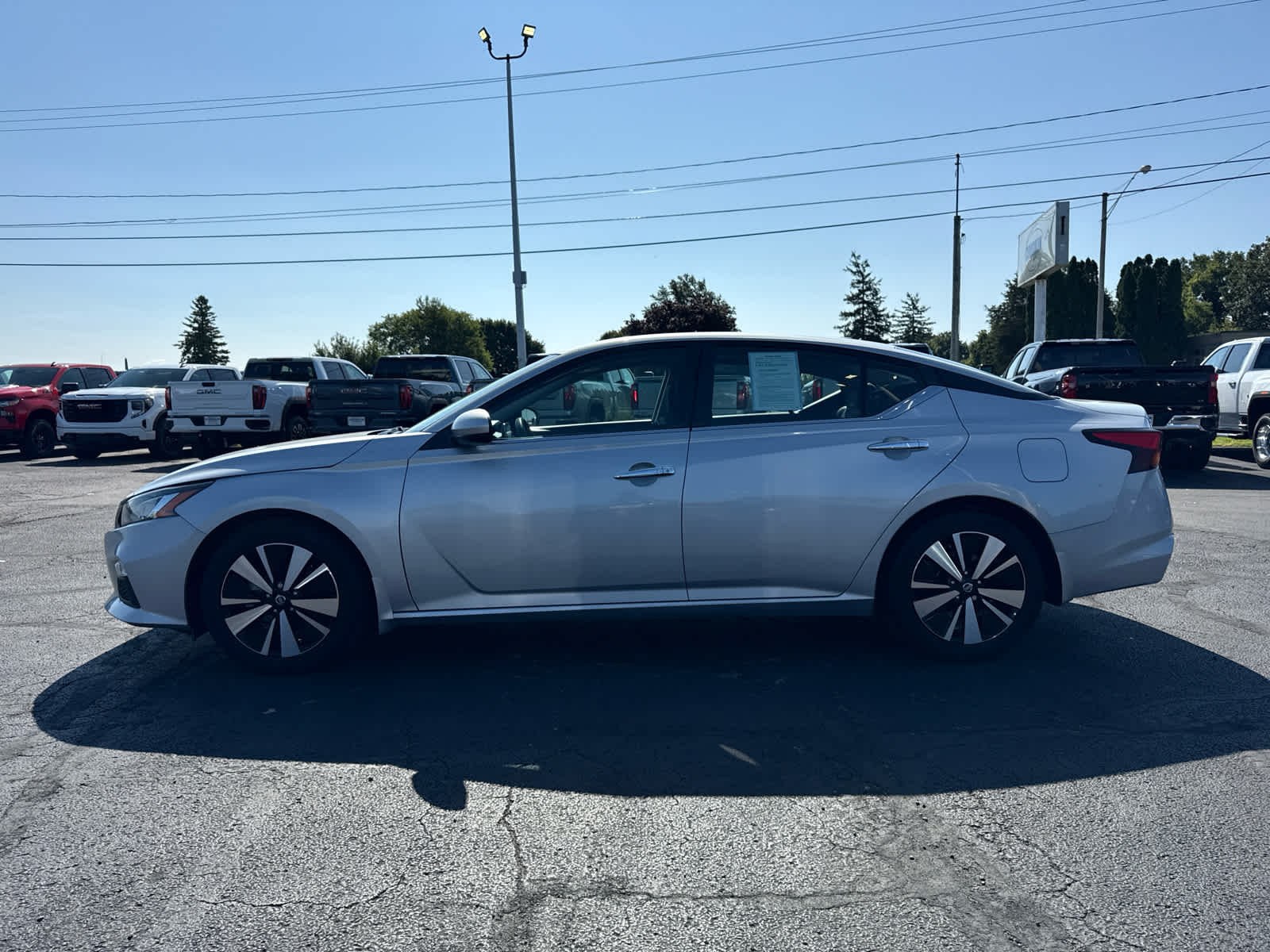 2022 Nissan Altima SV FWD