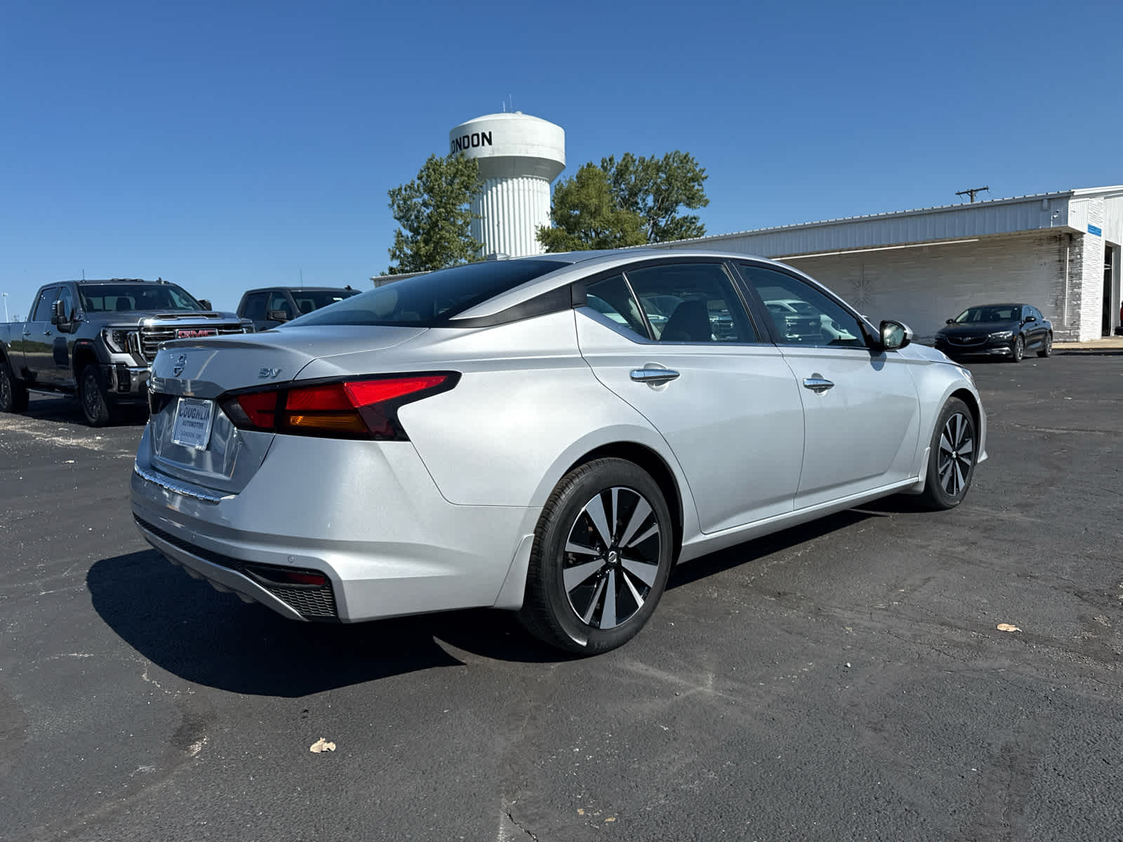 2022 Nissan Altima SV FWD