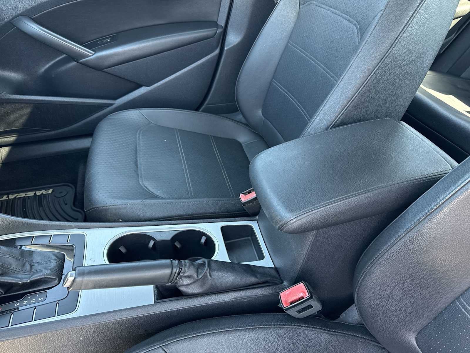 2013 Volkswagen Passat 2.5L SE