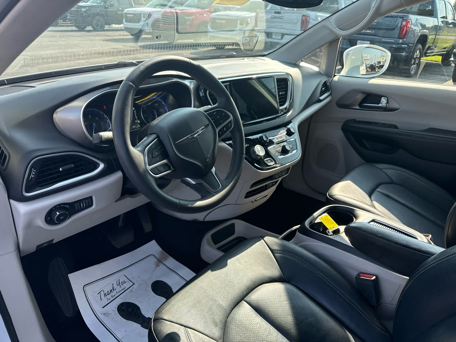 2022 Chrysler Pacifica Touring L