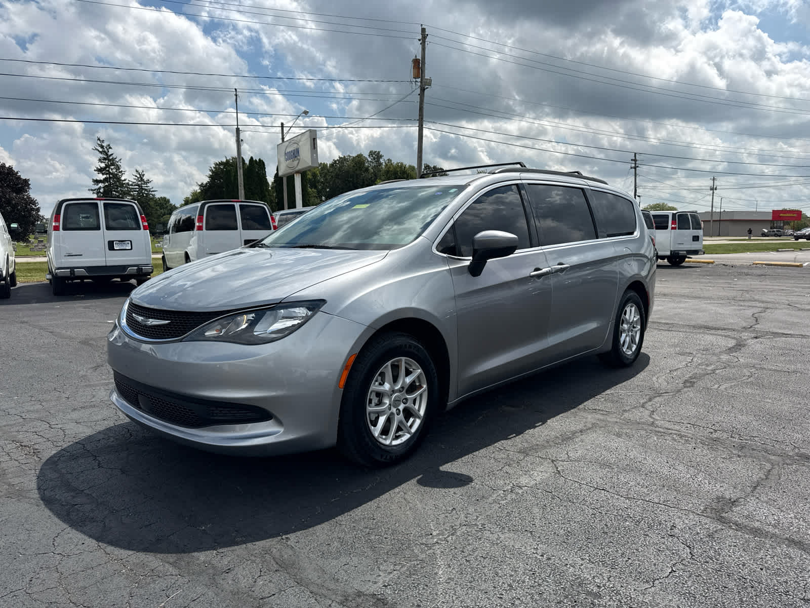 2021 Chrysler Voyager LXI