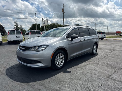 2021 Chrysler Voyager LXI