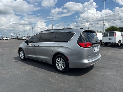 2021 Chrysler Voyager LXI