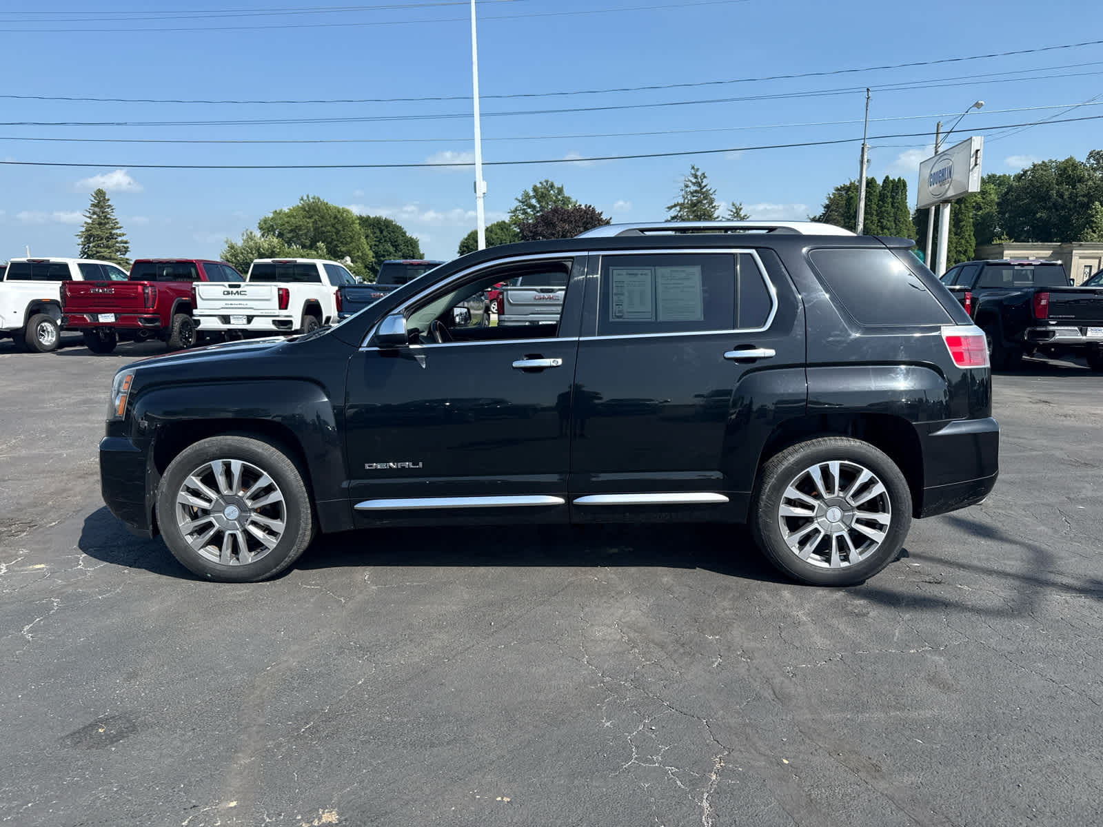 Used 2017 GMC Terrain Denali with VIN 2GKFLVE35H6136309 for sale in London, OH