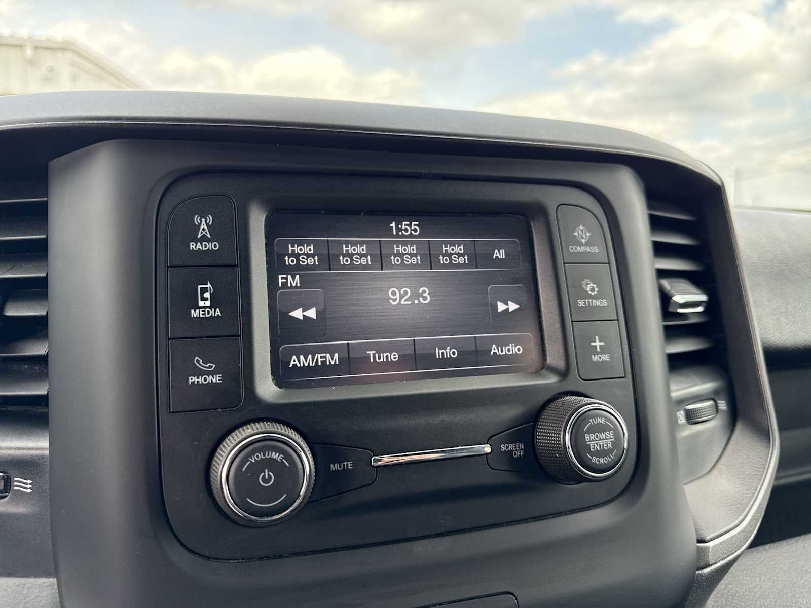 2023 RAM 2500 Tradesman Crew Cab 4x4 6'4" Box