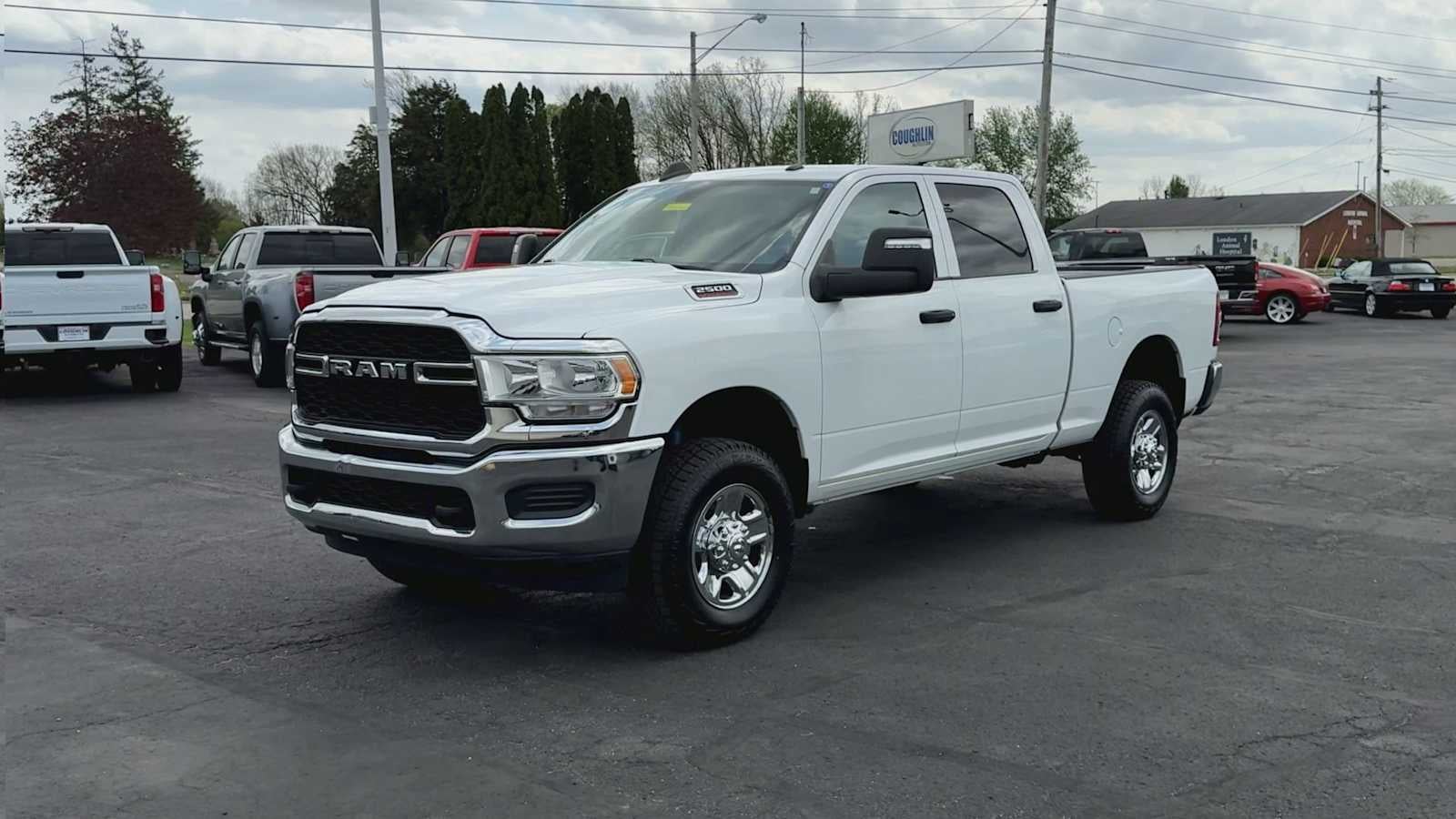 2023 RAM 2500 Tradesman Crew Cab 4x4 6'4" Box